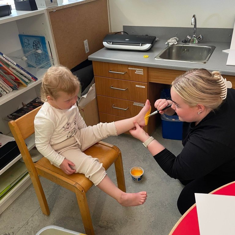 301602101_571280221446663_9203611322128910484_n