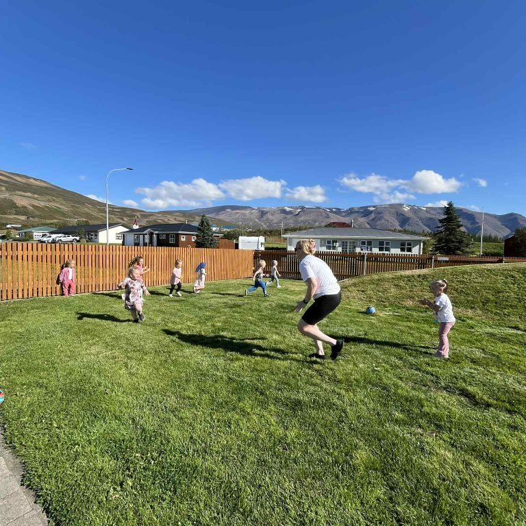 b2602f6e-de25-4b68-a12b-18ec083cf938-copy