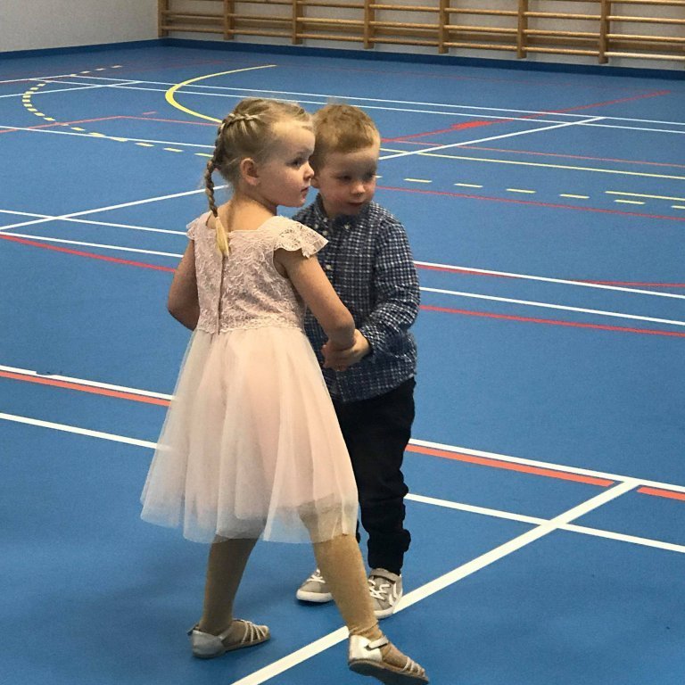 46089027_2197384990480240_3505490553955418112_n