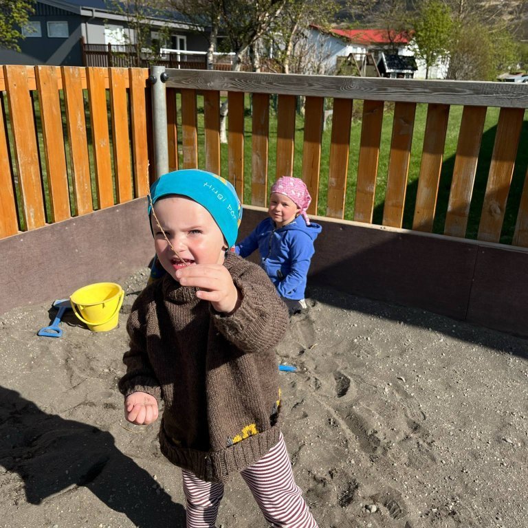 5a6248e8-b96c-400d-9058-22ed975d93db