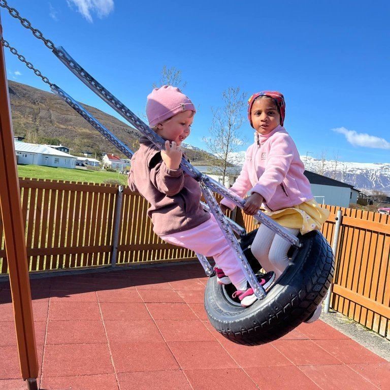 9ef837fe-e2cc-4d7c-9319-37b7fb0795bb