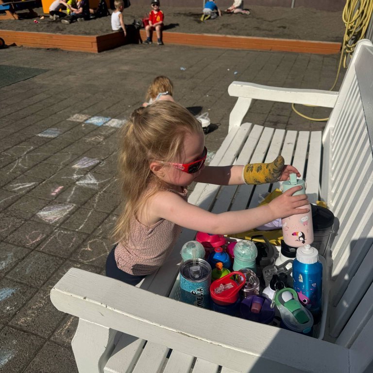 e21863f8-7f89-41d4-bbe9-243a52f3e4c0