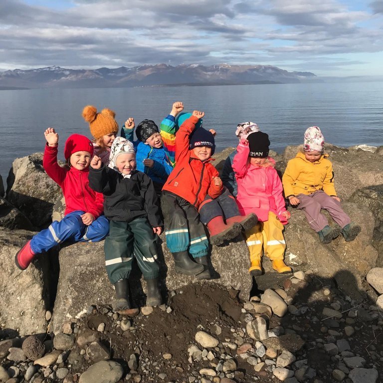 75349142_2376481546000713_8442645783869652992_n