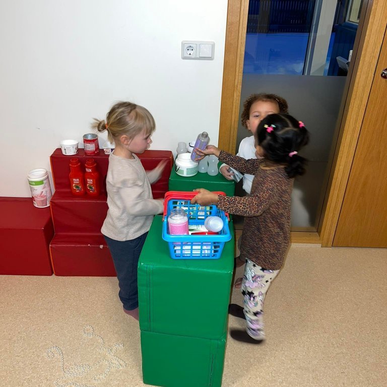 272341580_392884129269364_8926430047184953635_n