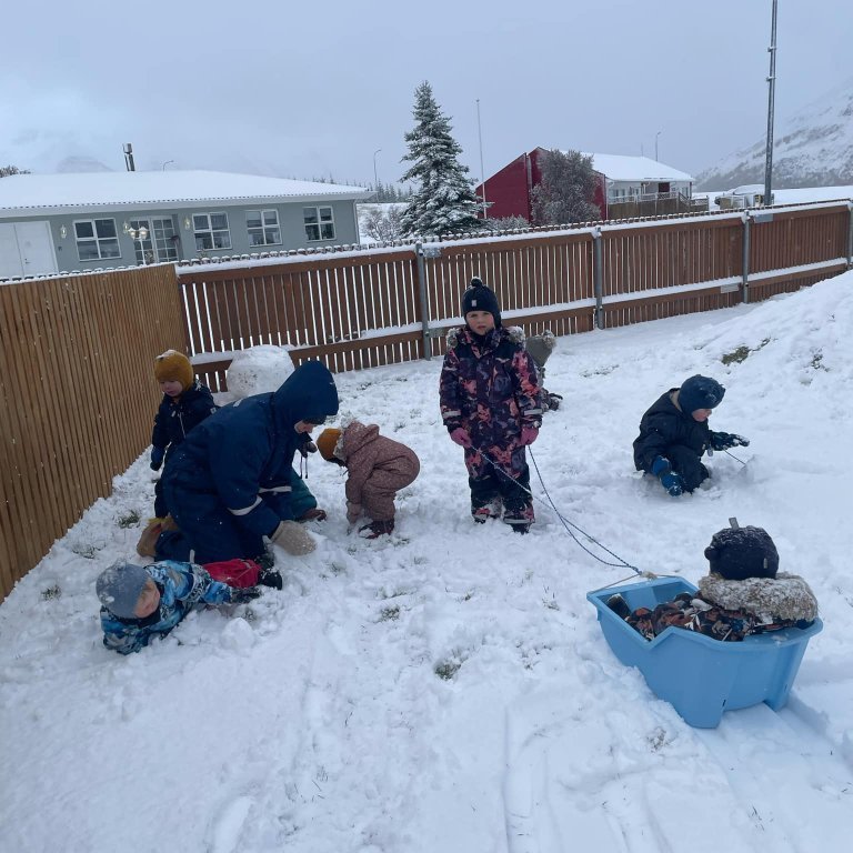 807fcb3b-3589-46a6-933f-9a151b142064