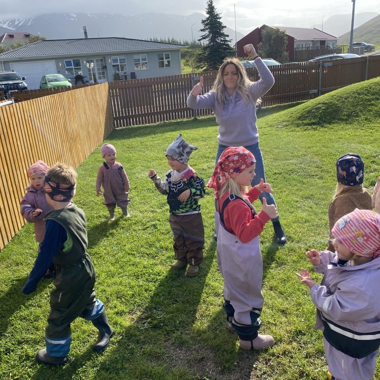 40c63eb4-7a68-4b1c-9004-a389d3adc446