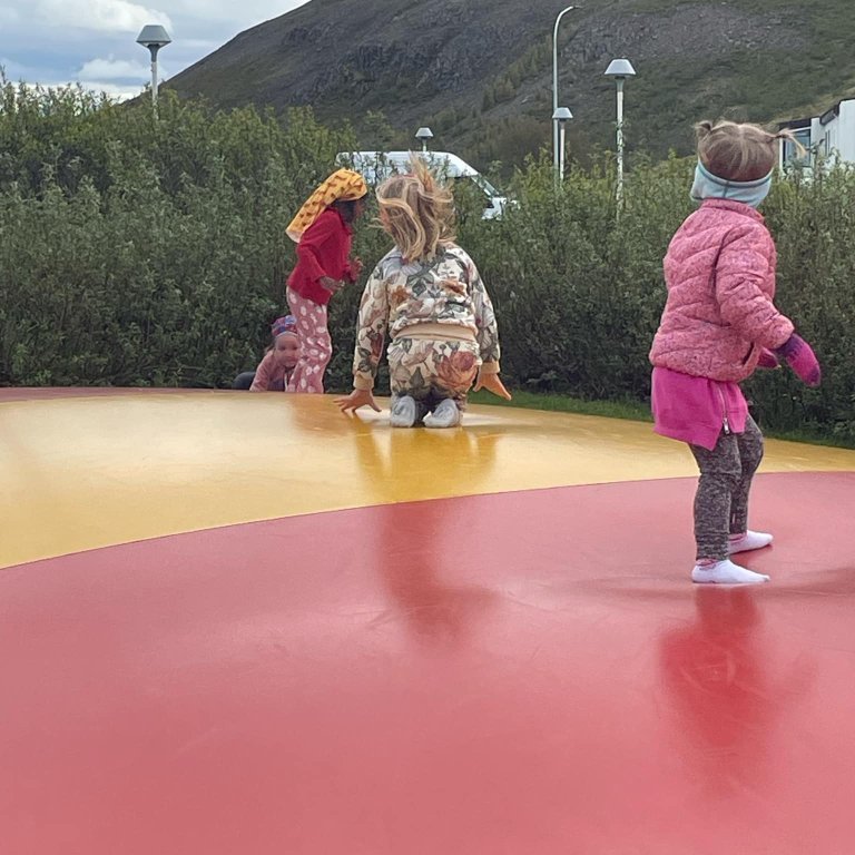 67df345b-921f-4069-8340-c4b483217f8b