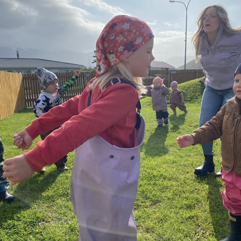 a7c645a5-39f2-496f-99cf-c499895f9595