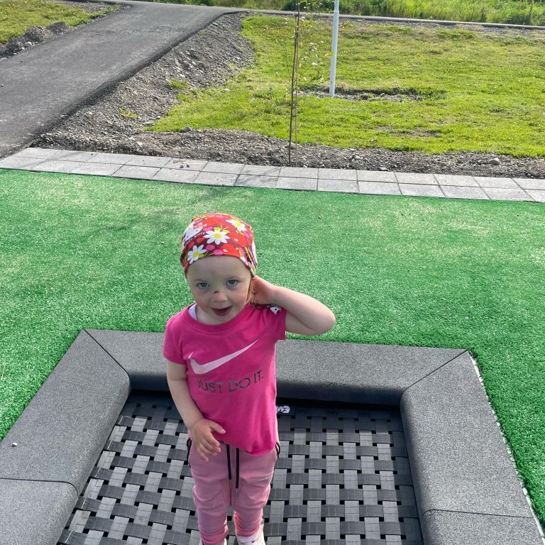 f1f9b961-503a-4dde-8215-13bf1e17761a