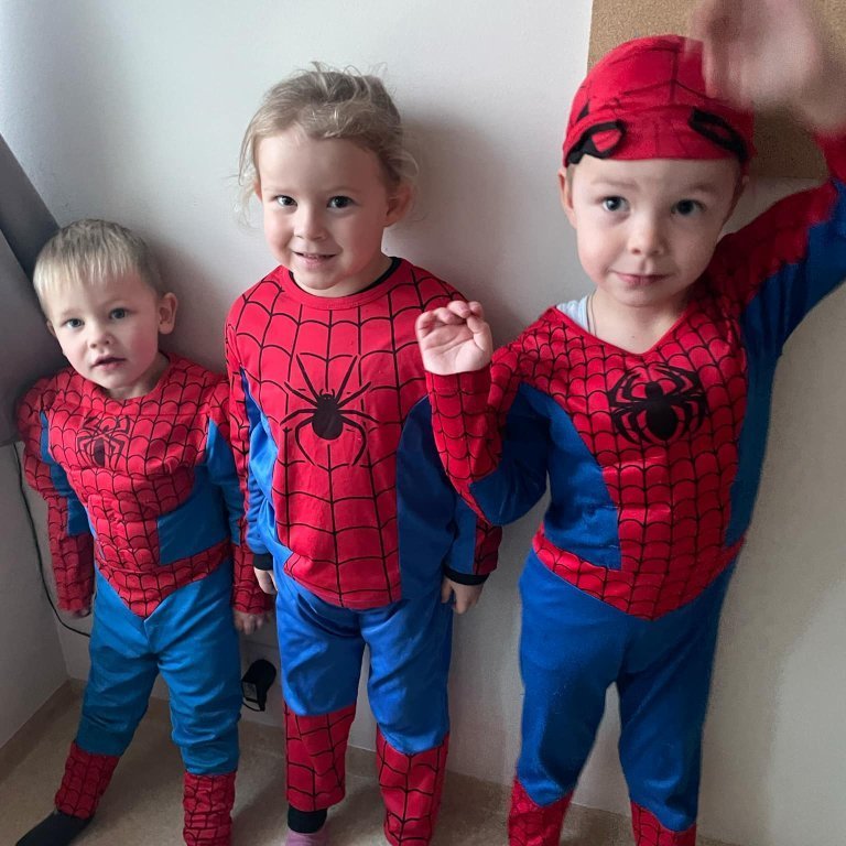 1621b6f1-e7d1-4ca3-aa6a-cce04b3b1dfd