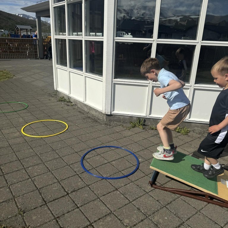 449676357_464103789898895_7032681455683351940_n