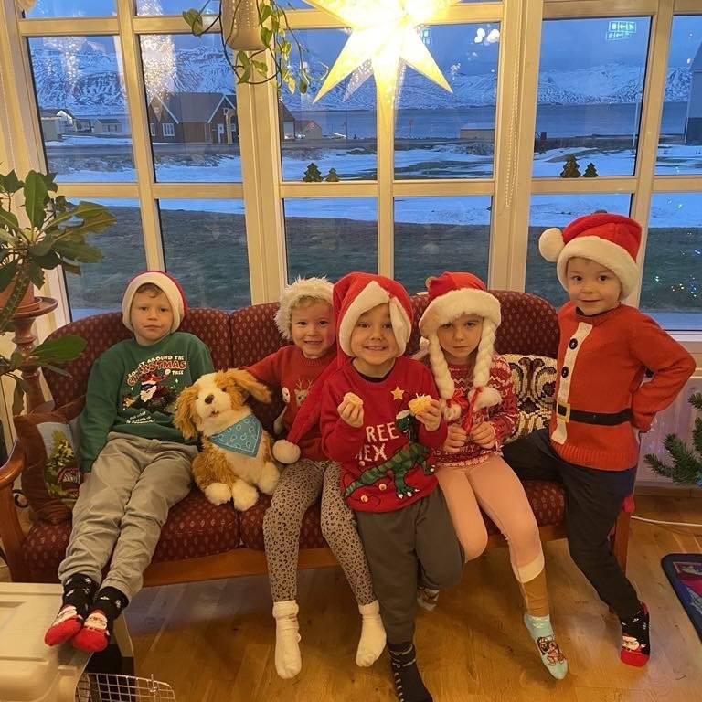 1b82389b-6d4d-4376-831e-a1fe91df2256