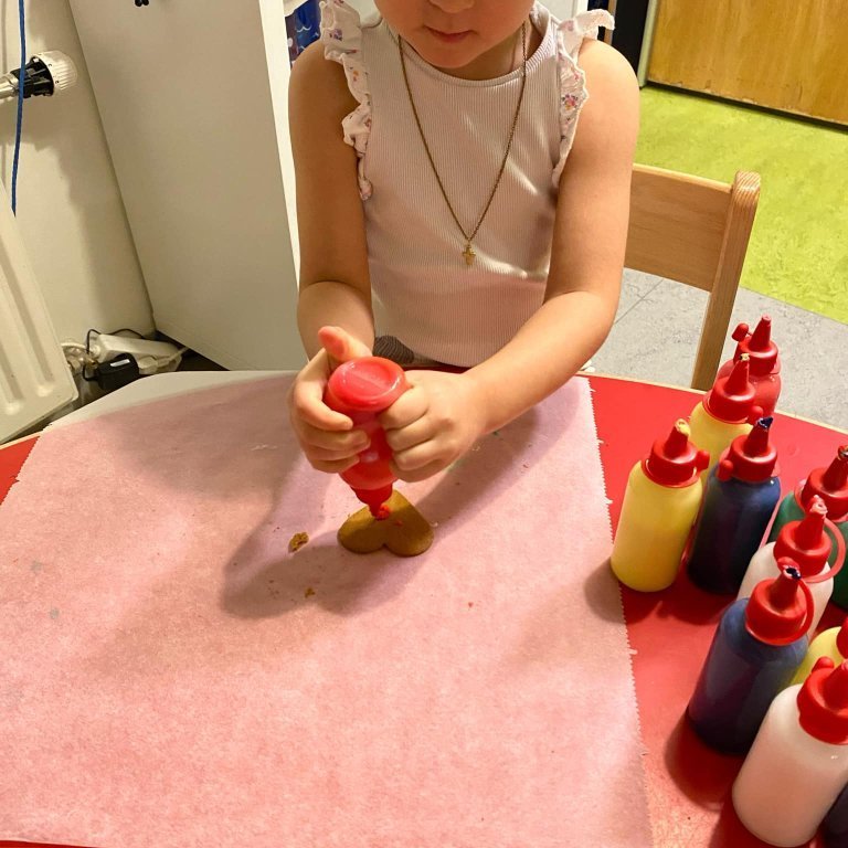 4f6d7033-8043-411c-9573-6973b5a39928