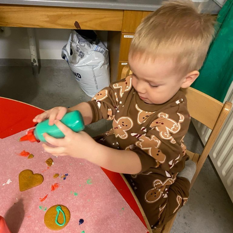 d27bd73b-00f8-452b-8ed4-a74552f1025c