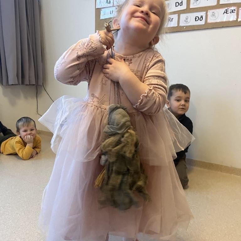 e9d94c5a-1316-41ce-aaab-12b7085920c6