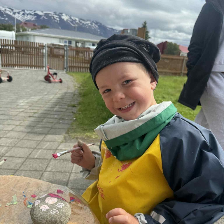 0b82ee8e-5d25-4126-b84b-67326b1fd38a