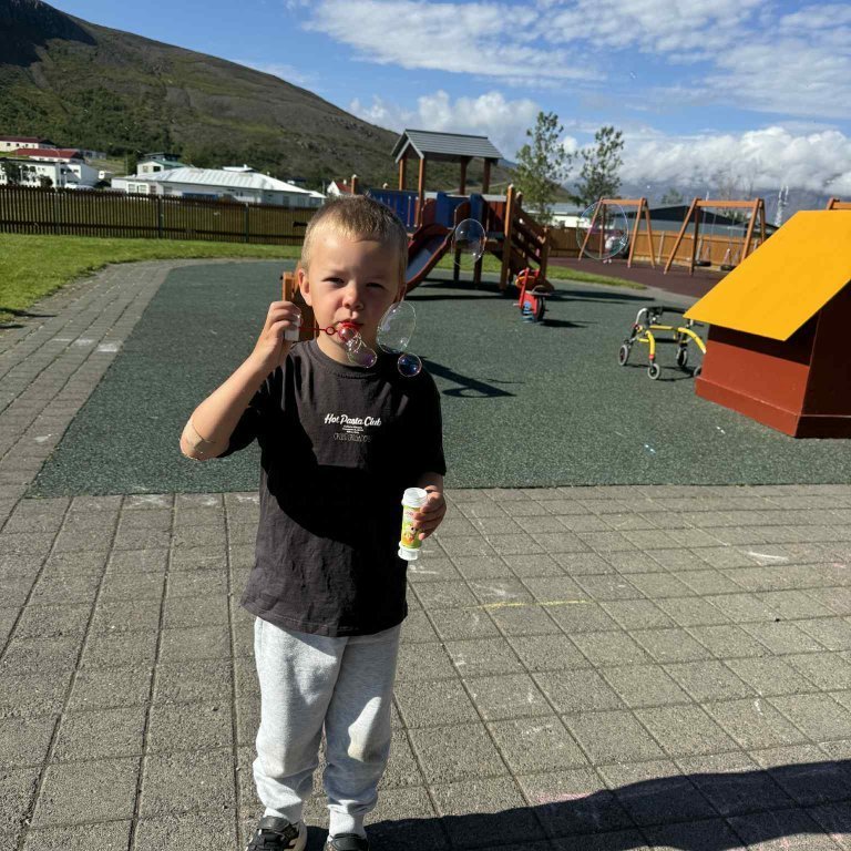 2de8c166-4004-4af7-98d3-cabc9b5673e3