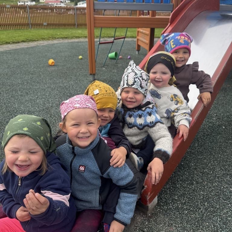 402a41de-bbae-4a96-9c47-008d1cdf01ec