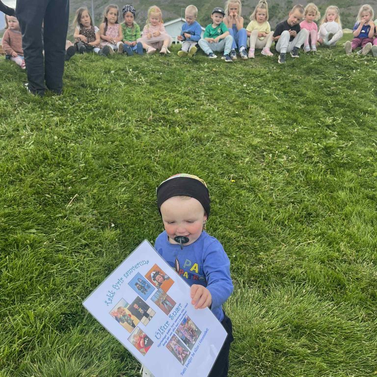 9ad21653-e3a5-48da-8973-3783d9e63807