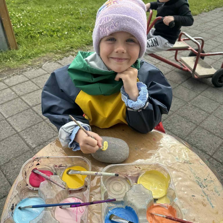 a56a77a3-c0b4-4a28-b98b-85a9448345bd