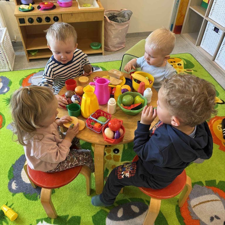 d0dea40f-5f7a-4c4d-91e0-efd0c314c74e