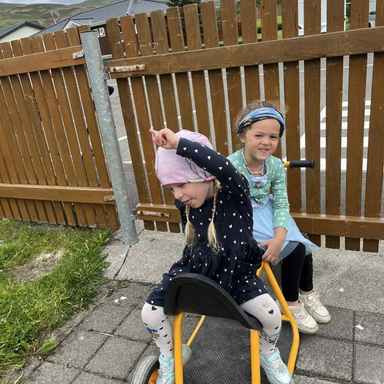 e0545602-39d7-4c60-a953-ff4c9b17c212