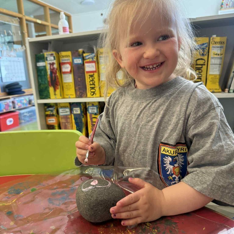 f243ee05-b5d2-445f-b55c-67a3562a32b4