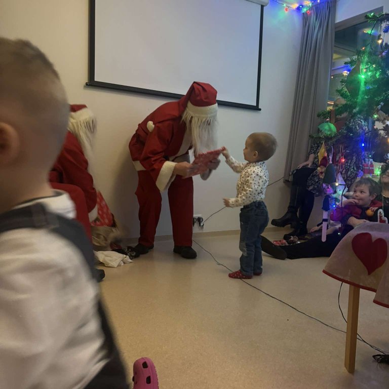 464986041_1256698938890032_3312665404766953585_n