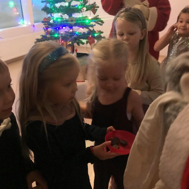 79826042_469973507038000_8474535057048993792_n