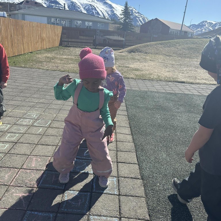 436226663_986610056390539_5391544918880882257_n-copy