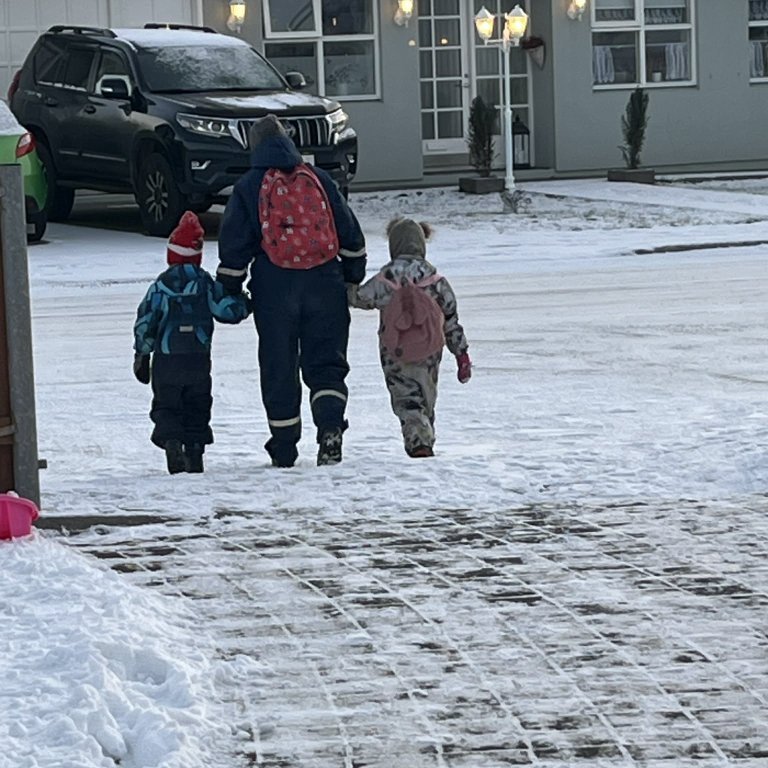 1f4365e4-f819-4b11-930d-0500e1fe15b2