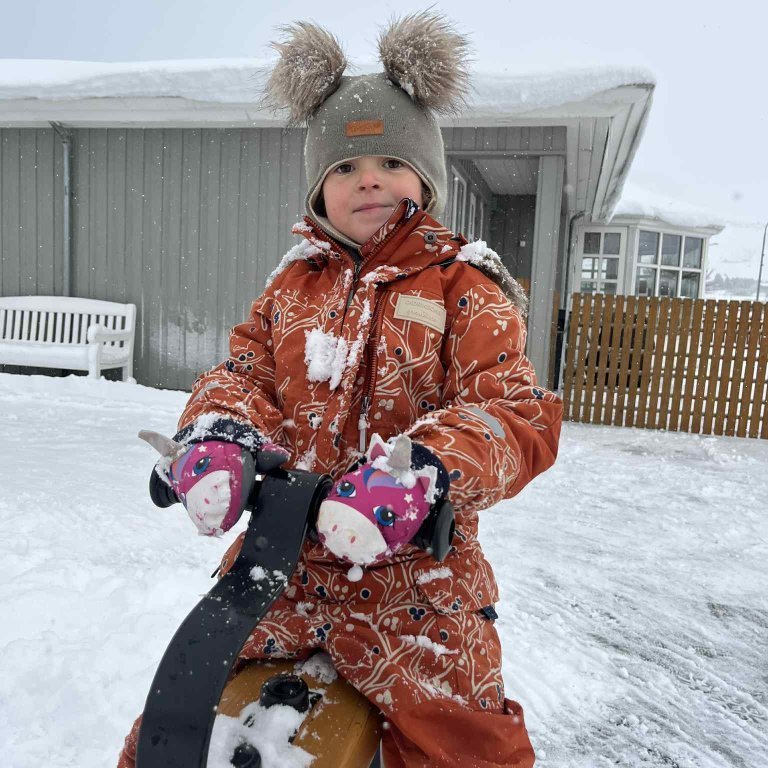 147522f3-e830-40fb-ba7a-78de3b27c936