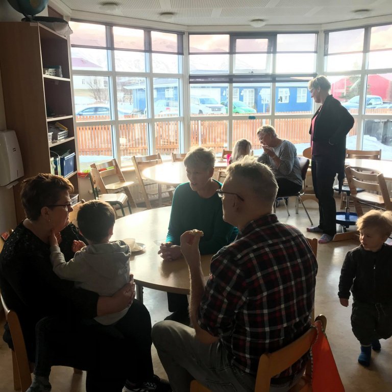 55704760_628753454231752_6737175323588165632_n