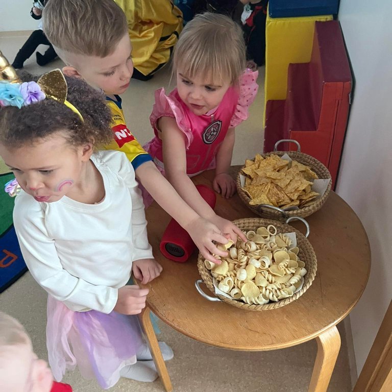 274677840_342326657837881_3474675883296056577_n