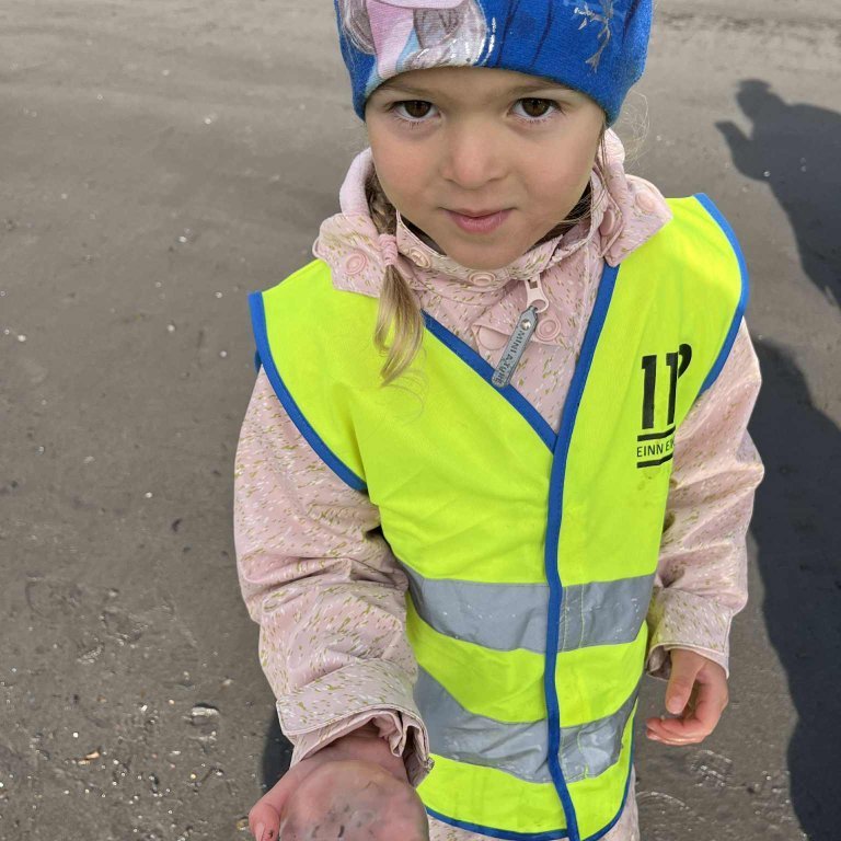 809b3fd1-7ac4-44a4-ba76-7ce73aea0fc2