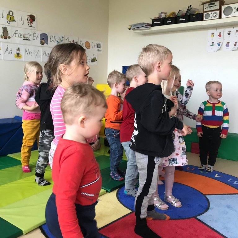 60023785_359455464677523_5736580864268042240_n