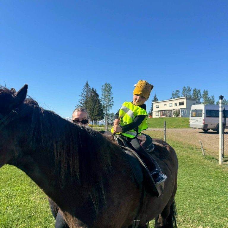 5fc82166-1066-4d32-b1e7-41f5a7a856d9