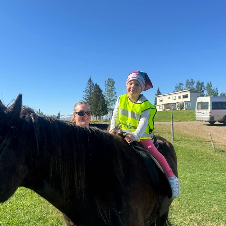 cb3e3c60-df28-45f8-af80-2ec903762530