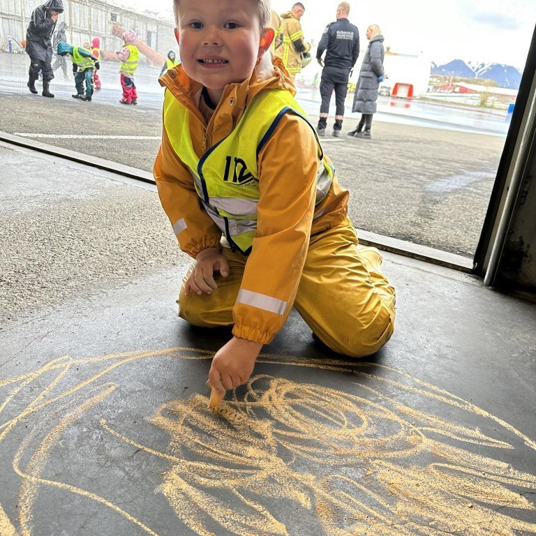 345893420_1892245451158126_2871712361420898149_n