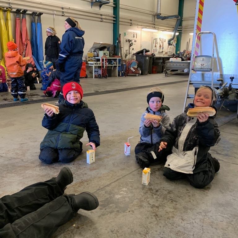 59695834_420076182106607_4580665634311897088_n