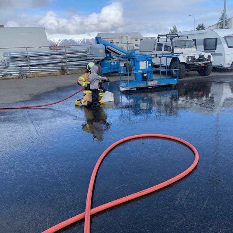 59962405_2022548937856510_1219538375808122880_n