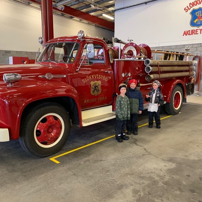 60002593_374083476783672_5413827029889974272_n