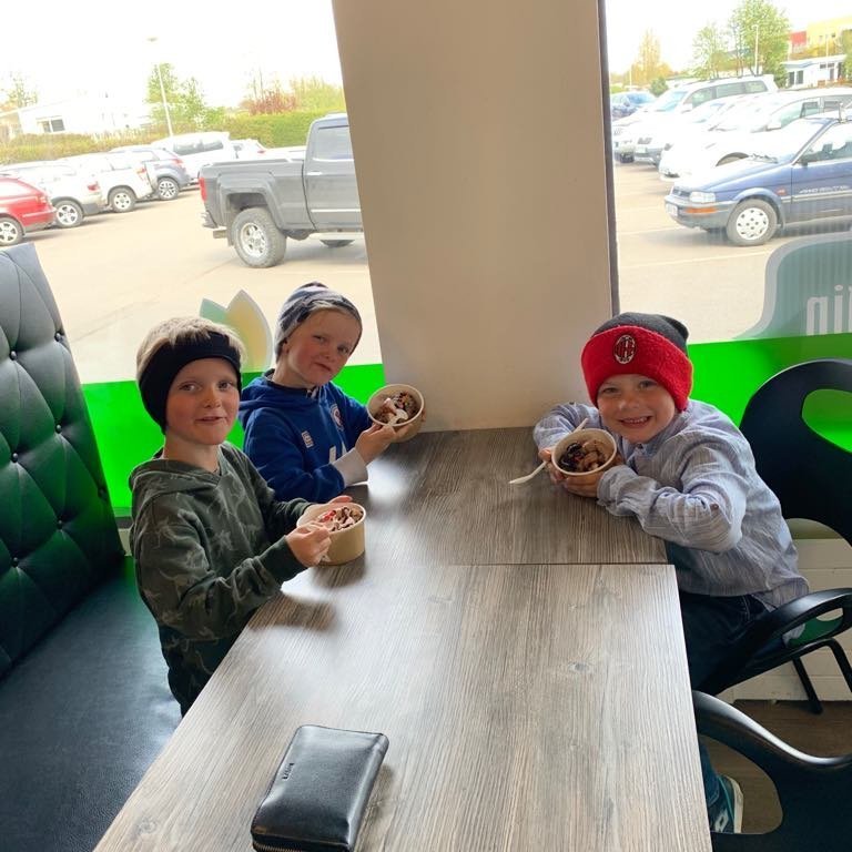 60271344_393460687912485_5257900058979860480_n