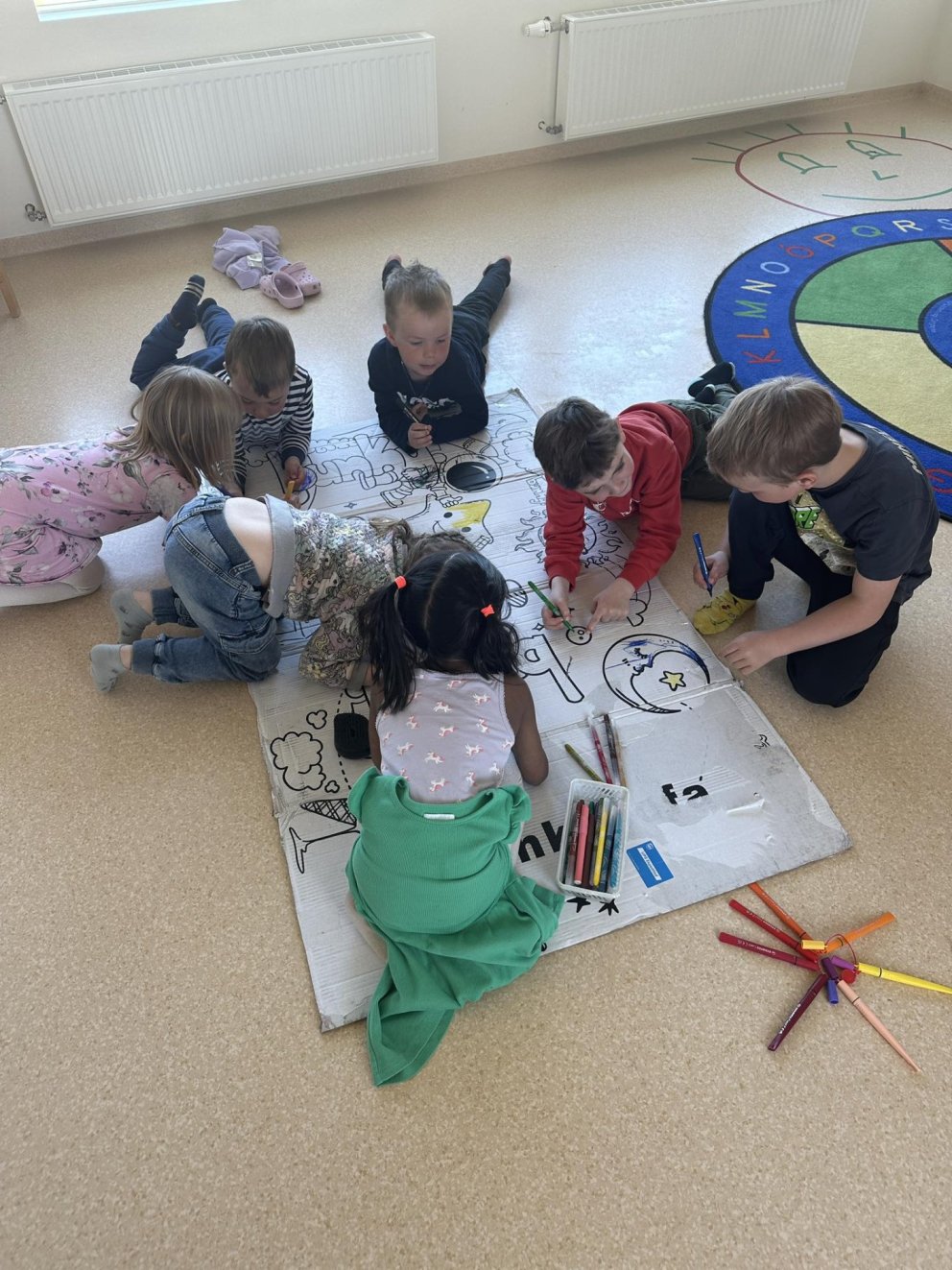 Mömmukaffi, leikhópurinn Lotta og fleira skemmtilegt