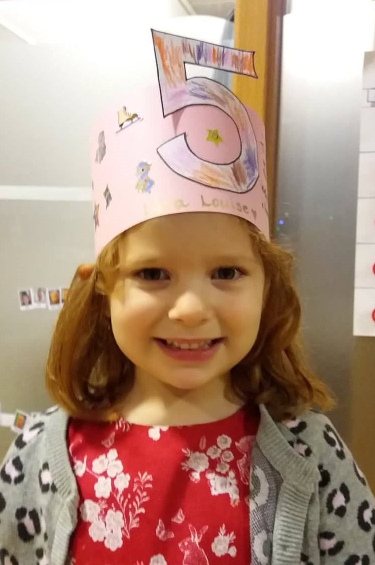 LÝra Louise er afmælisbarn desembermánaðar.