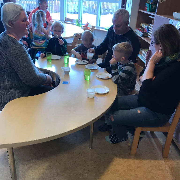 Ömmu og afa kaffi í dag