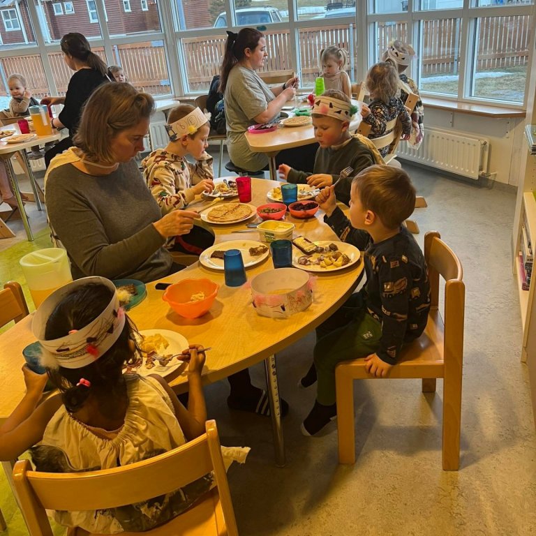 Þorrablót og vasaljósadagur